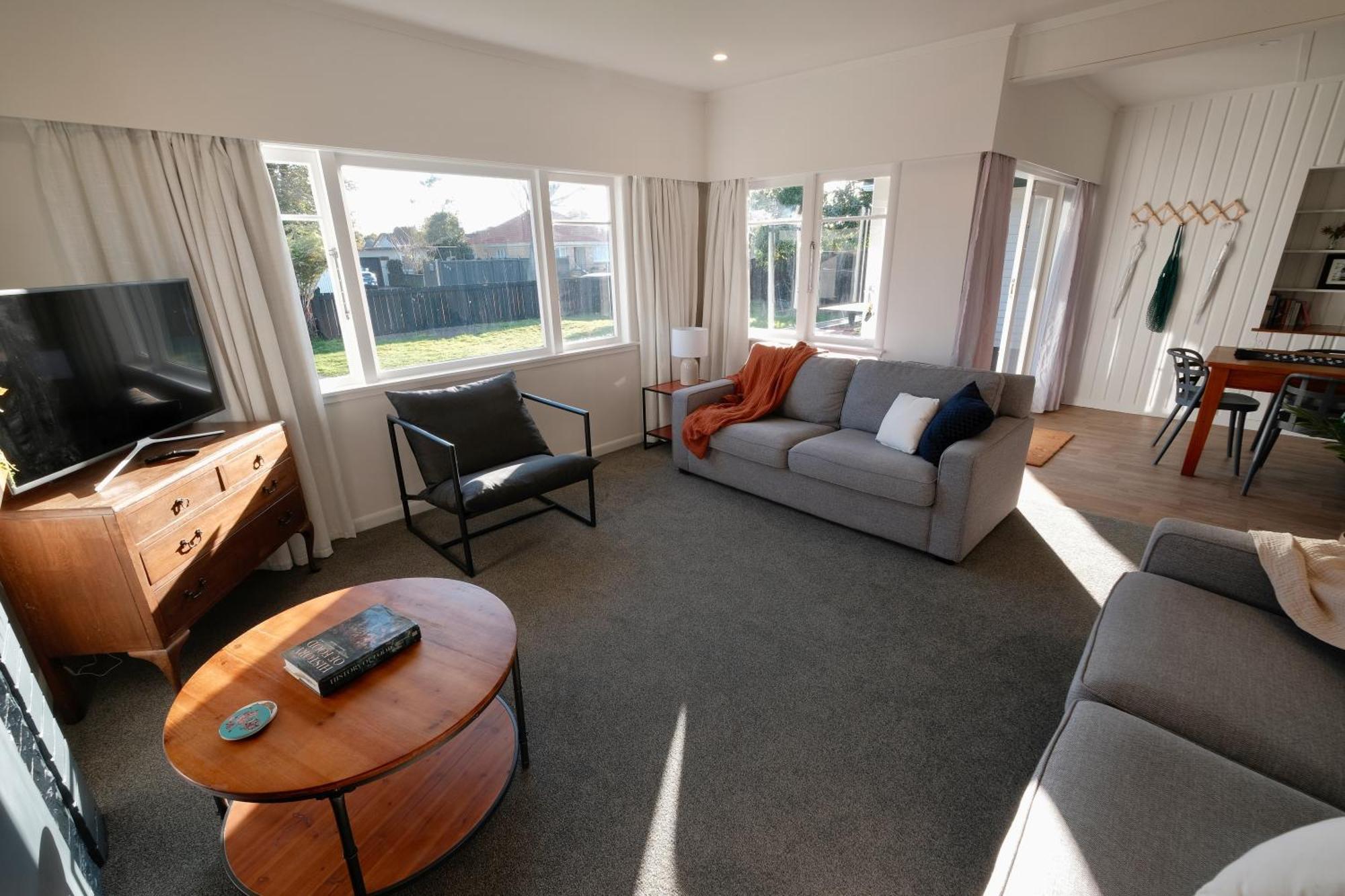 4 Bedroom In Great Location Hamilton Exterior photo