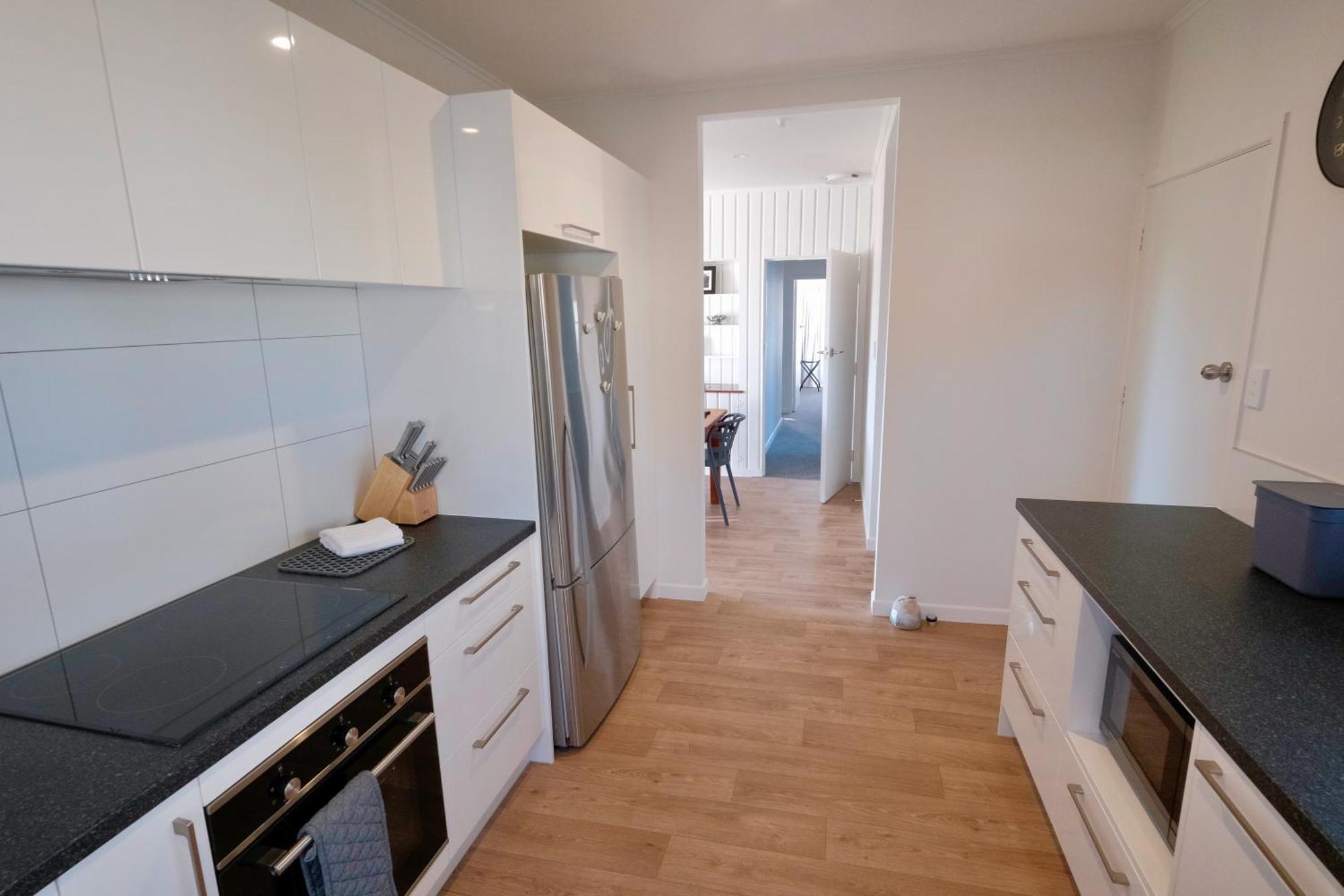 4 Bedroom In Great Location Hamilton Exterior photo