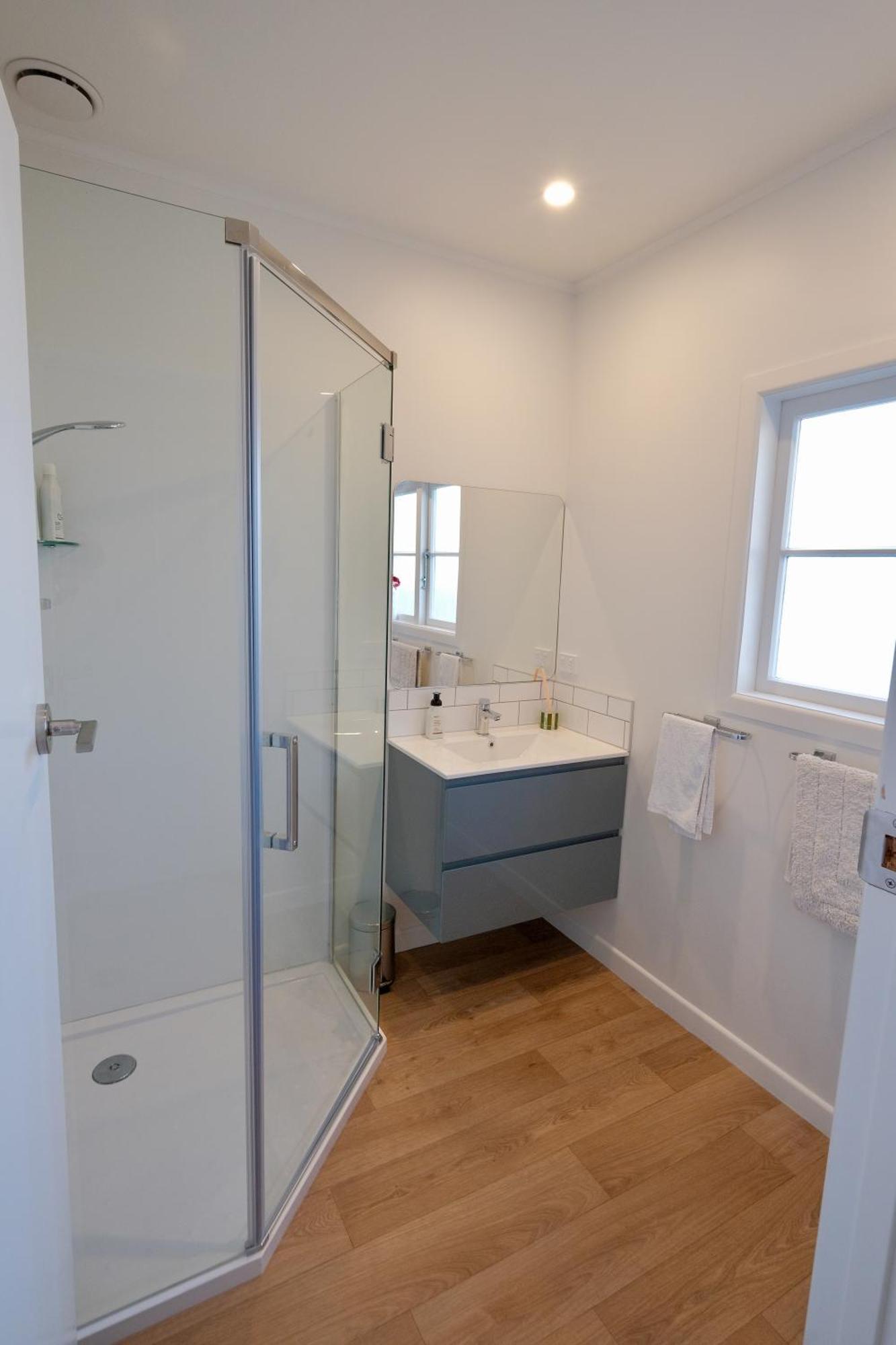 4 Bedroom In Great Location Hamilton Exterior photo